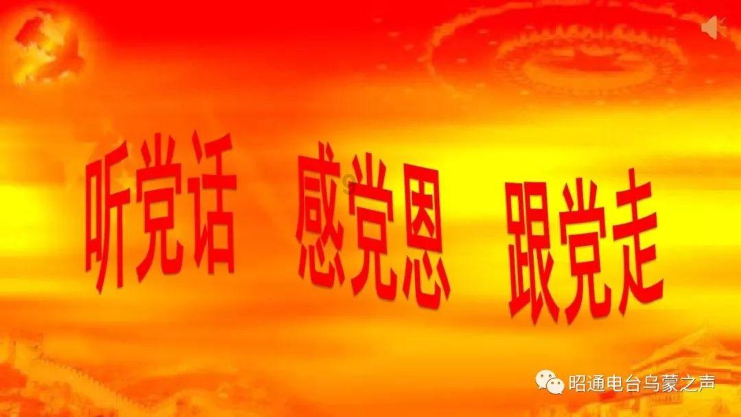 高空畅游的女孩